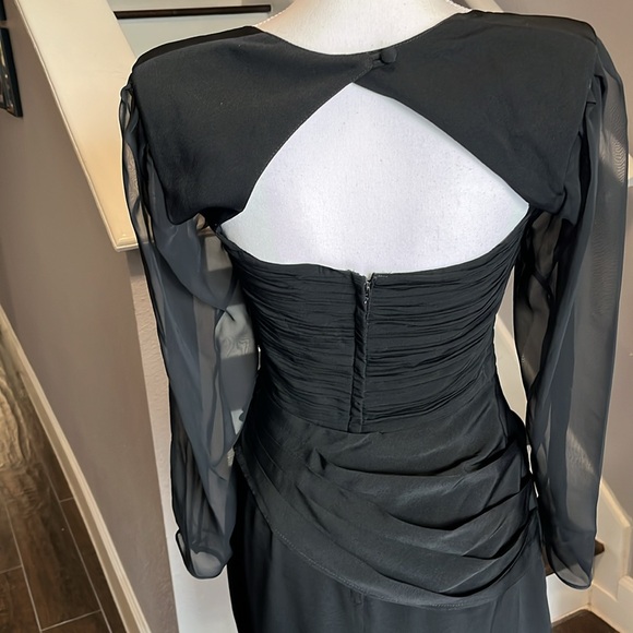 BB/Collections Classy Vintage Cocktail Dress Sz 8. Sheer Sleeves. Keyhole back - Picture 2 of 16